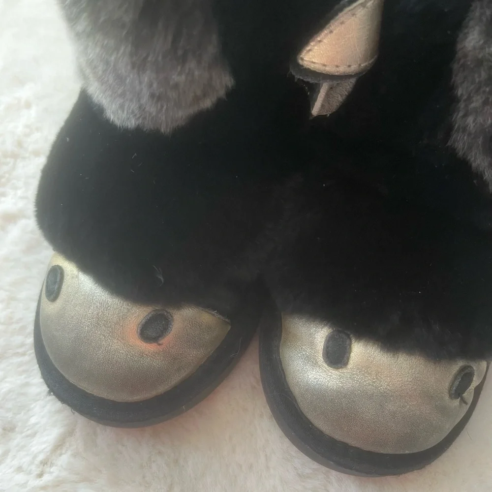 Ugg Ozwear Donkey Zip Boots Big Kids 2